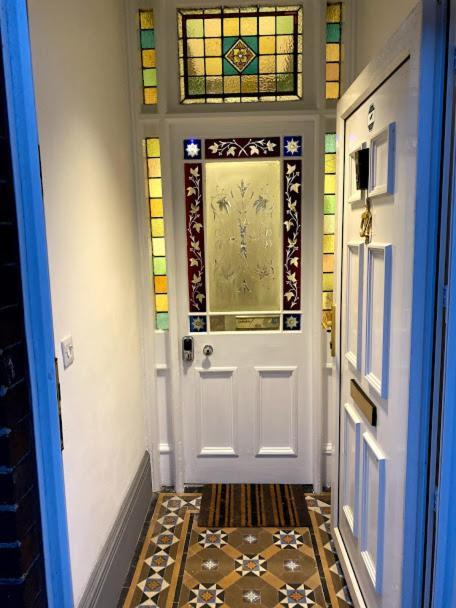 The Beaches En-Suite Rooms เรดคาร์ ภายนอก รูปภาพ